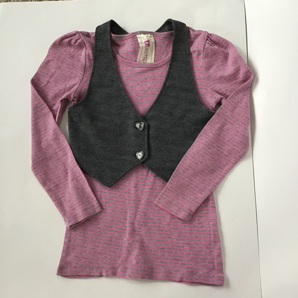 Long Sleeve top w/built-in vest girls sz M